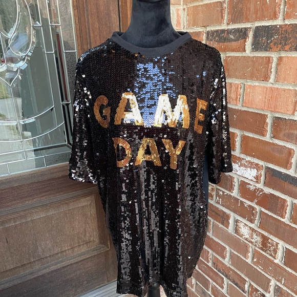 🖤💛LAST ONE!! NEW Black Gold Game Day Sequined Short Sleeve Dress Tunic - Picture 1 of 5